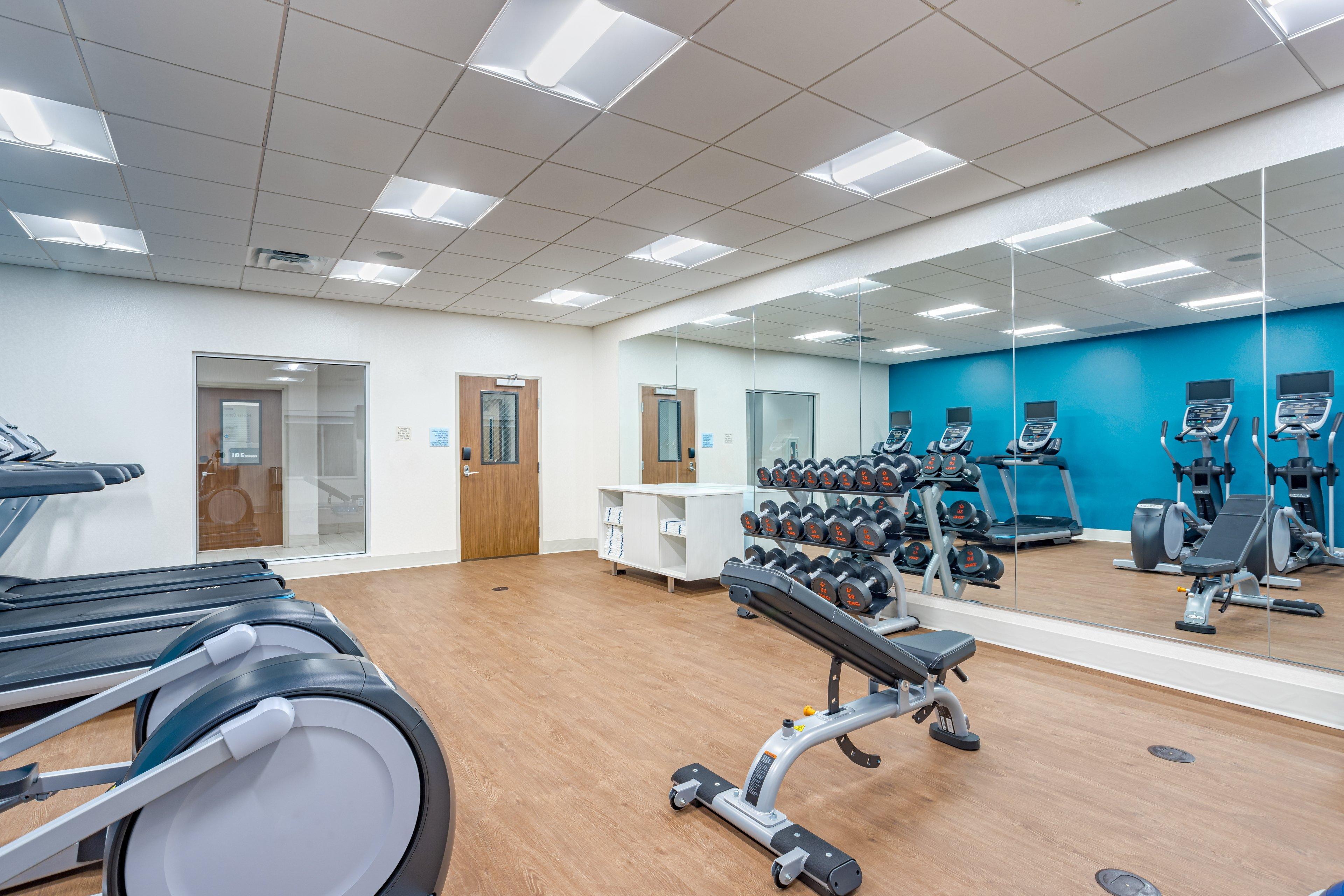 Holiday Inn Express & Suites - Elkhart North By Ihg Buitenkant foto